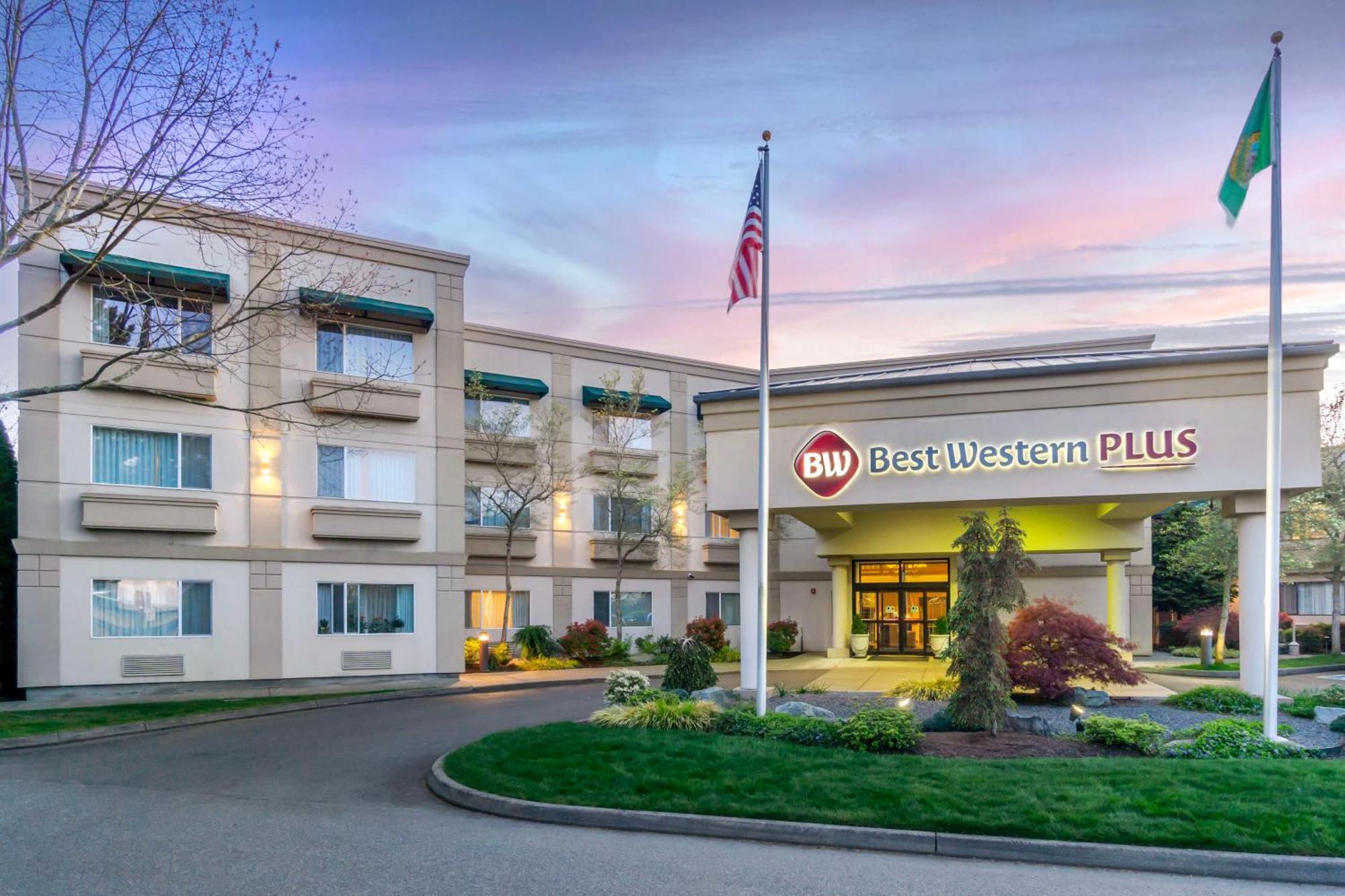 Best Western Plus Edmonds Harbor Inn Exterior photo